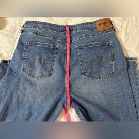 DENIZEN from Levi's - High Rise Skinny Jean - color:
Laguna - Size 14M - Picture 3 of 9